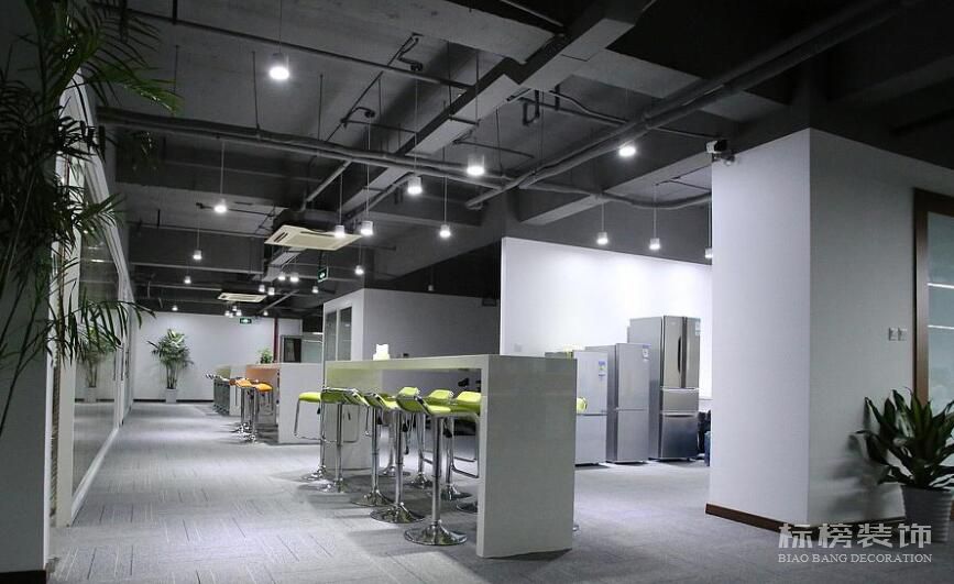 深圳龍華辦公室裝修如何打造得人心的辦公區(qū)域？